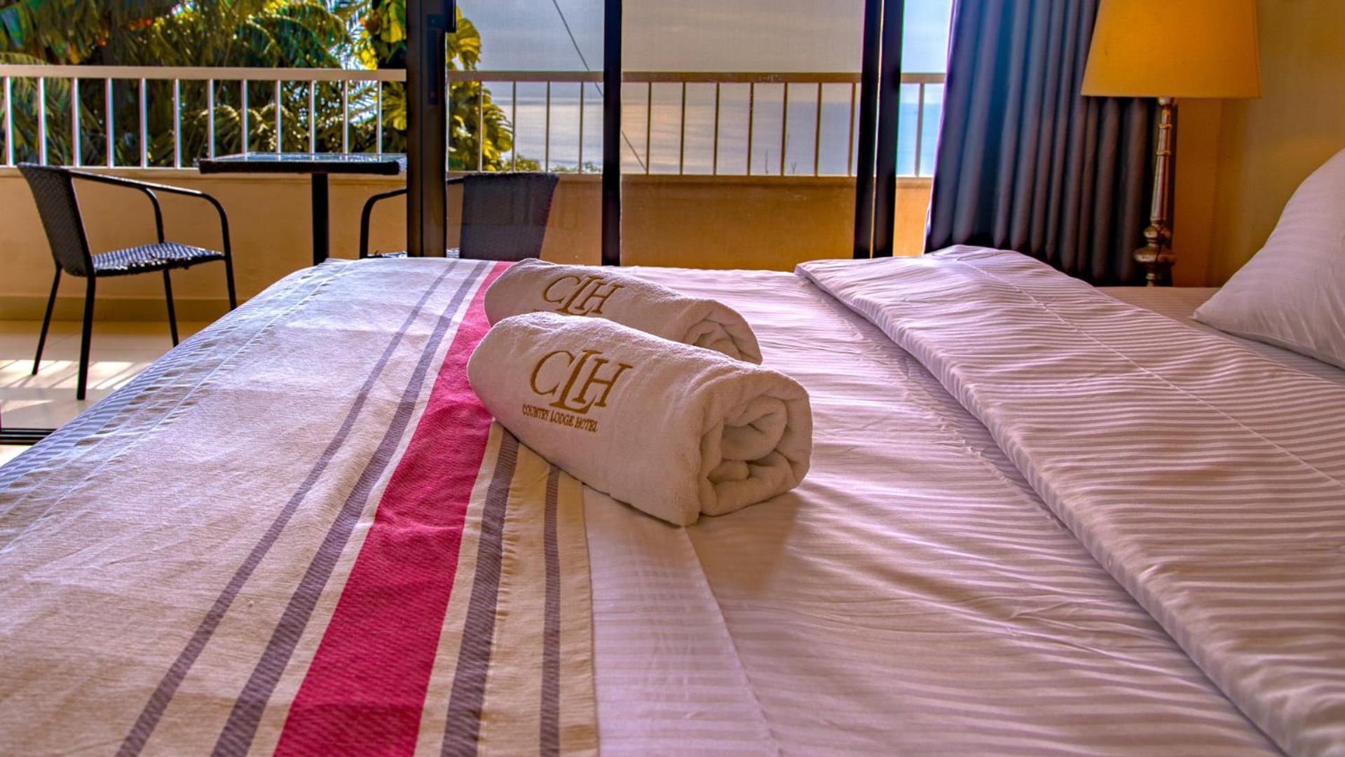 The Country Lodge Hotel Freetown Kültér fotó