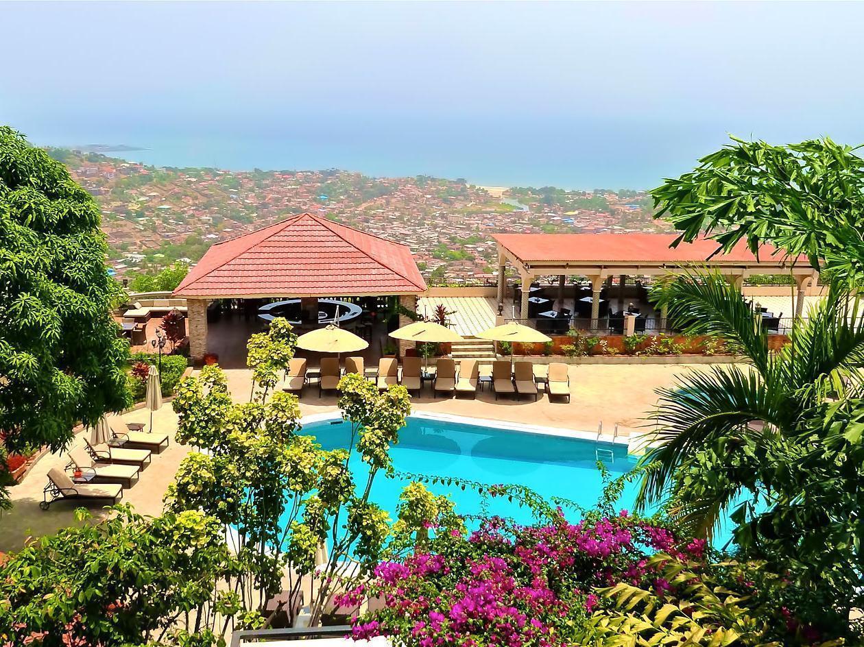 The Country Lodge Hotel Freetown Kültér fotó