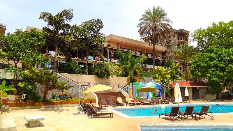 The Country Lodge Hotel Freetown Kültér fotó